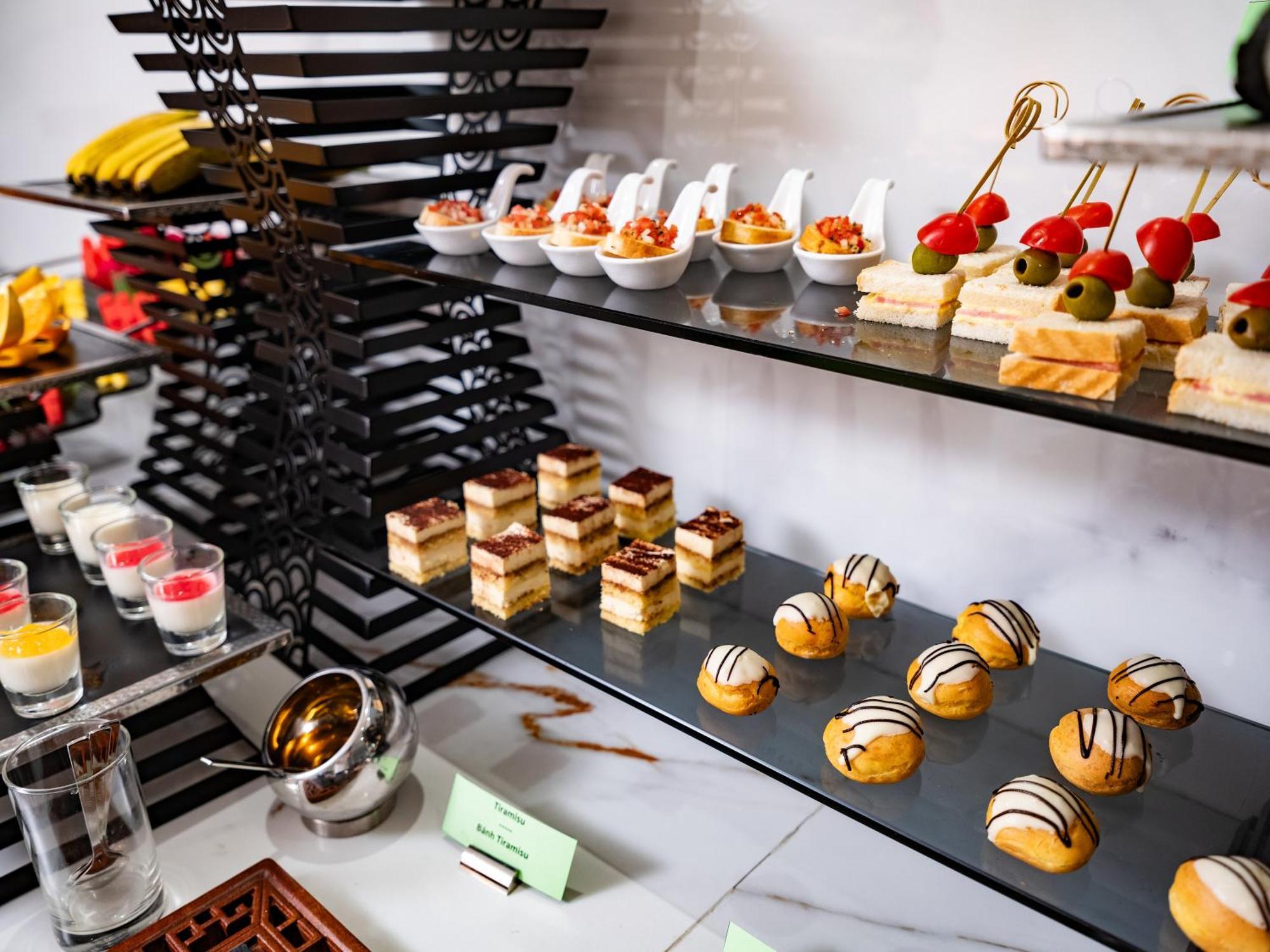 L'Signature Hotel & Spa Hanoi Exterior photo
